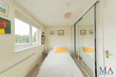 Alcuin Court, Stanmore, Image 14