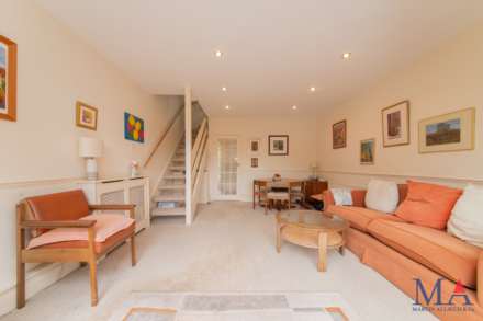 Alcuin Court, Stanmore, Image 3