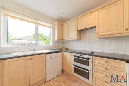 Alcuin Court, Stanmore, Image 6