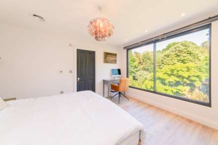 St. Mary's Crescent, London, NW4, Image 25