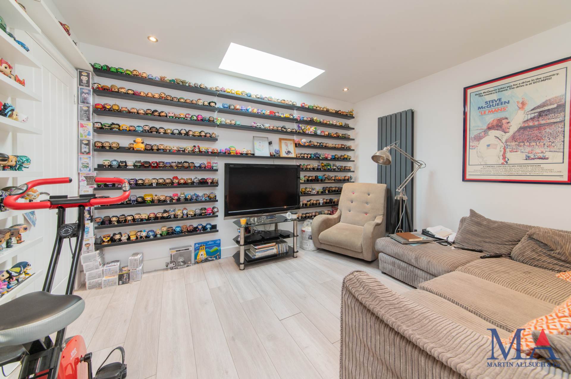 Grosvenor Road, Borehamwood, Image 16