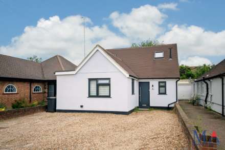 Grosvenor Road, Borehamwood, Image 1