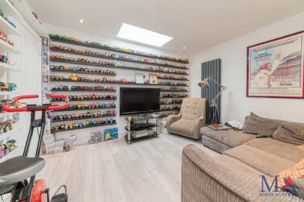 Grosvenor Road, Borehamwood, Image 16