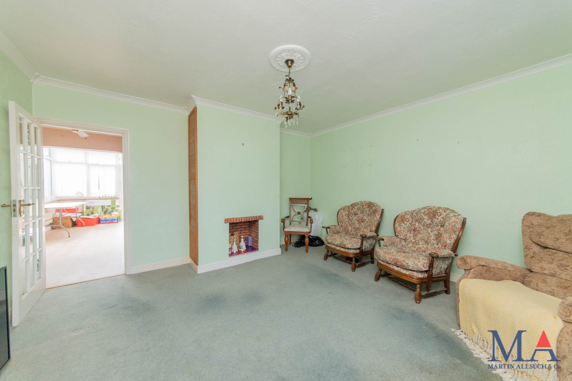 Gateshead Road, Borehamwood, Image 3