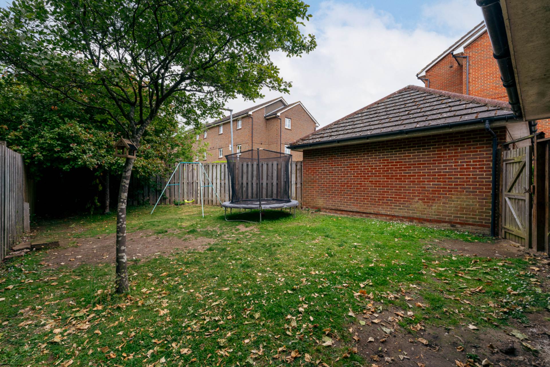 Corfe Close, Borehamwood, Image 10