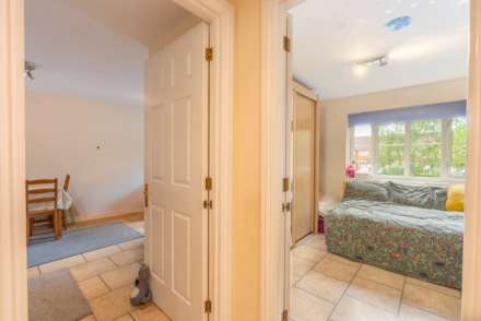 Corfe Close, Borehamwood, Image 6