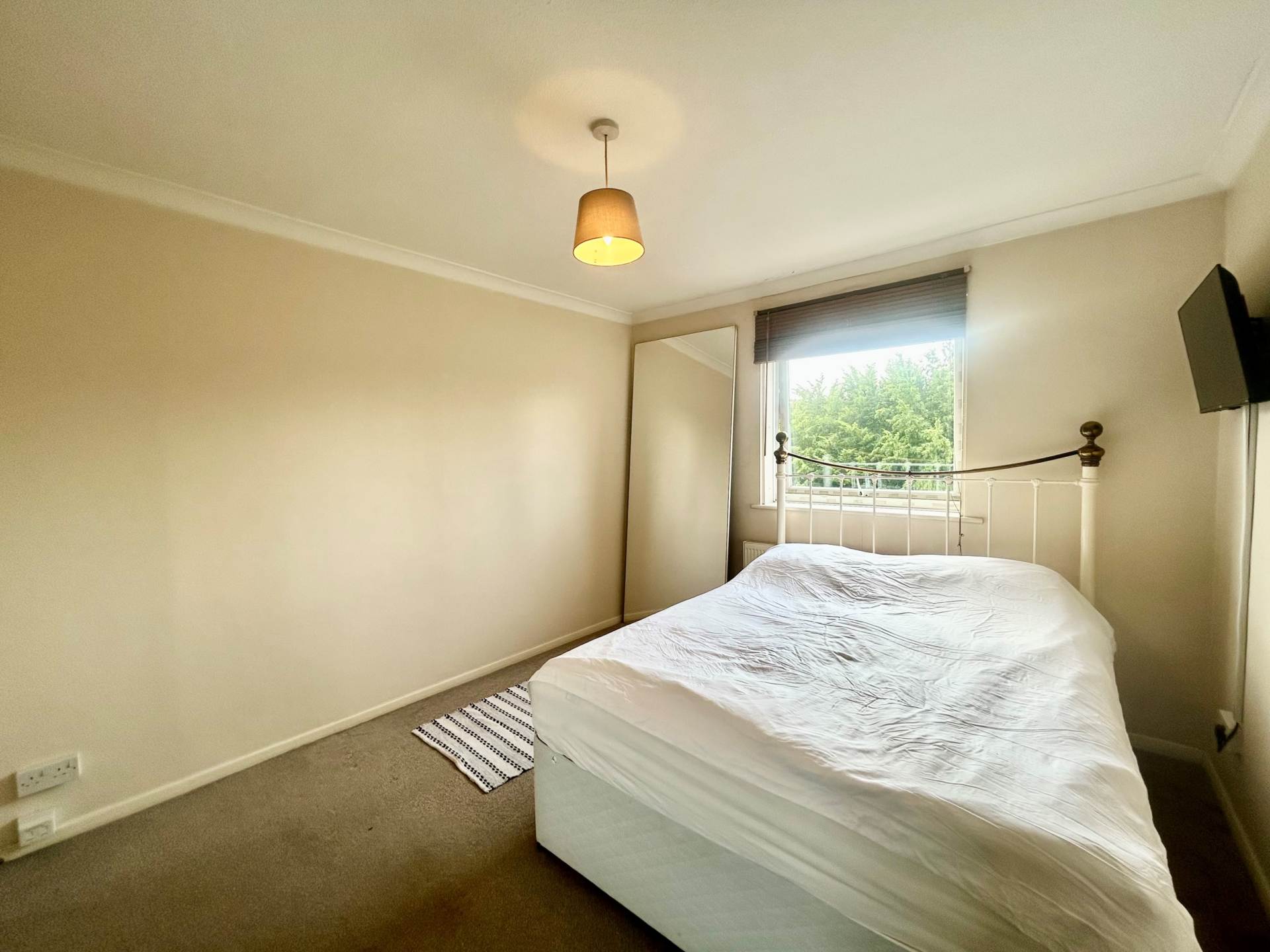 Brook Court, Radlett, Image 8