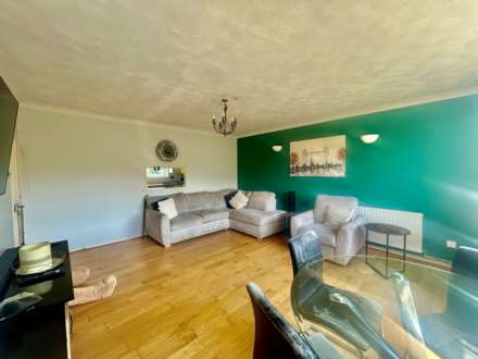 Brook Court, Radlett, Image 5