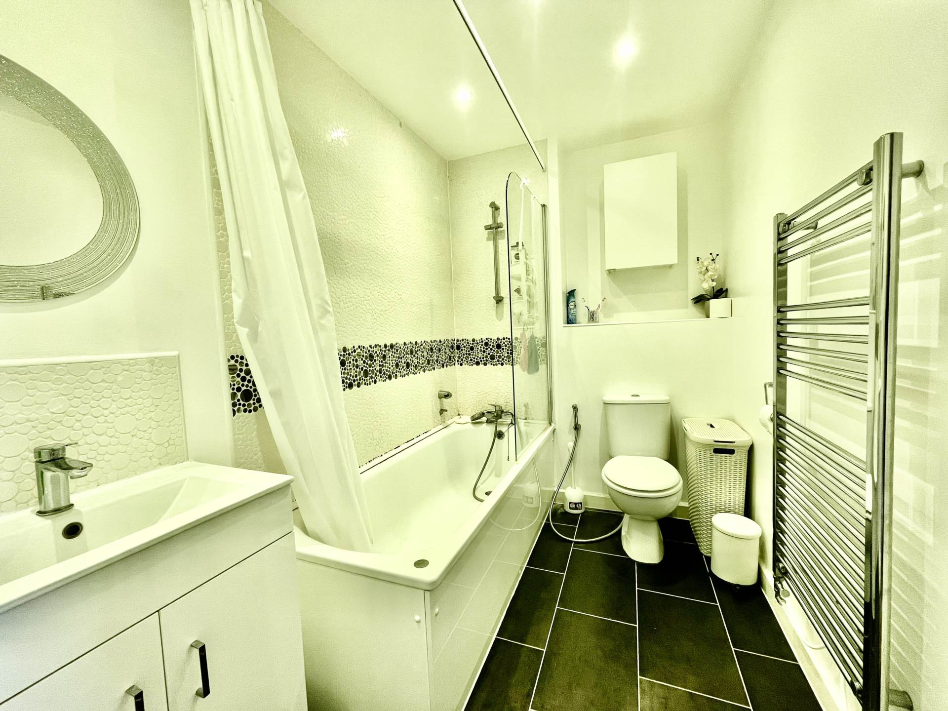 Todd Close, Borehamwood, Image 10