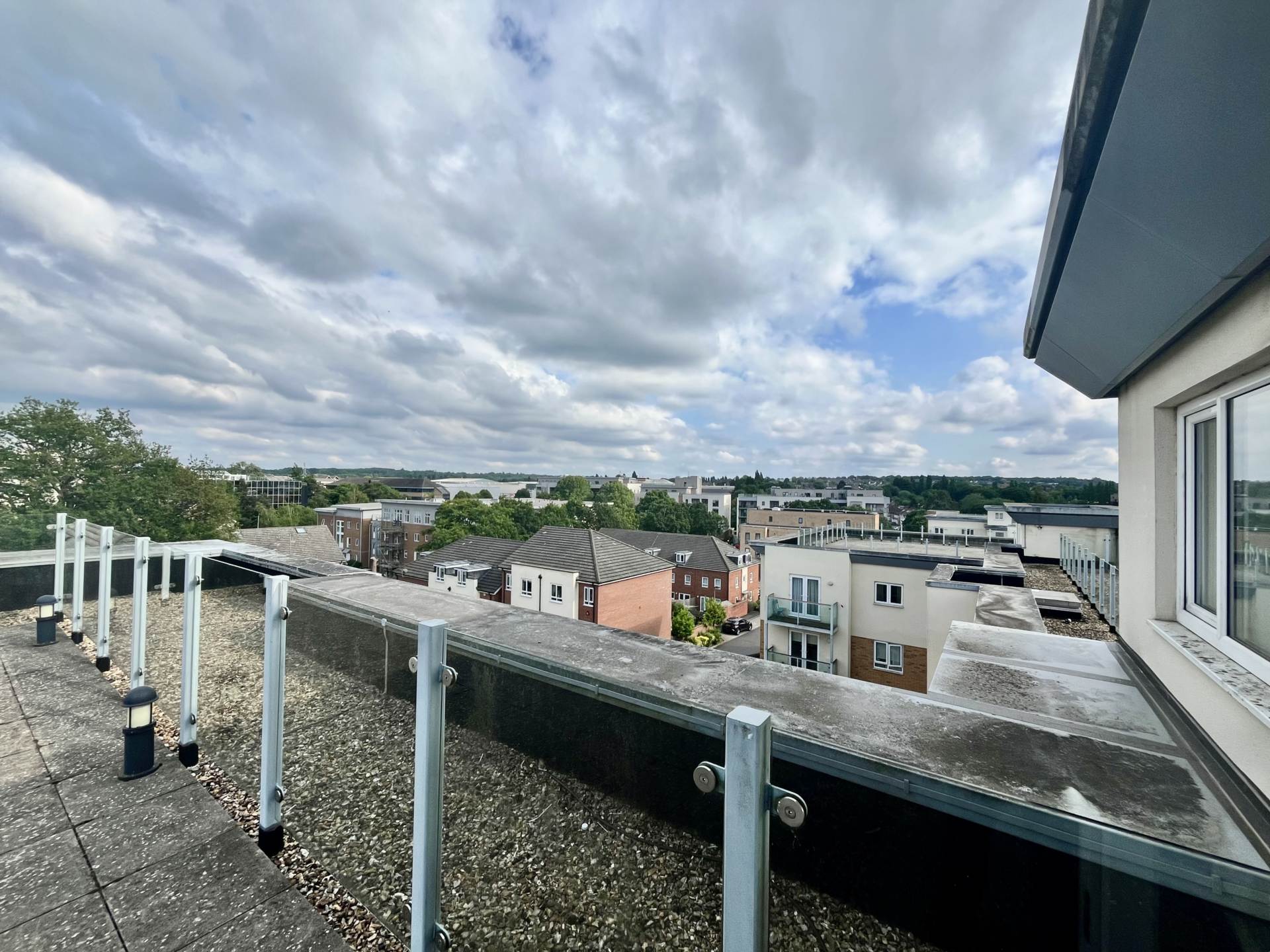 Todd Close, Borehamwood, Image 12