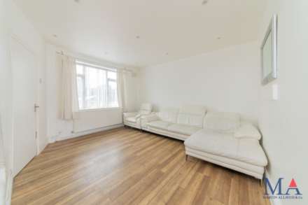 Theobald Street, Borehamwood, Image 5