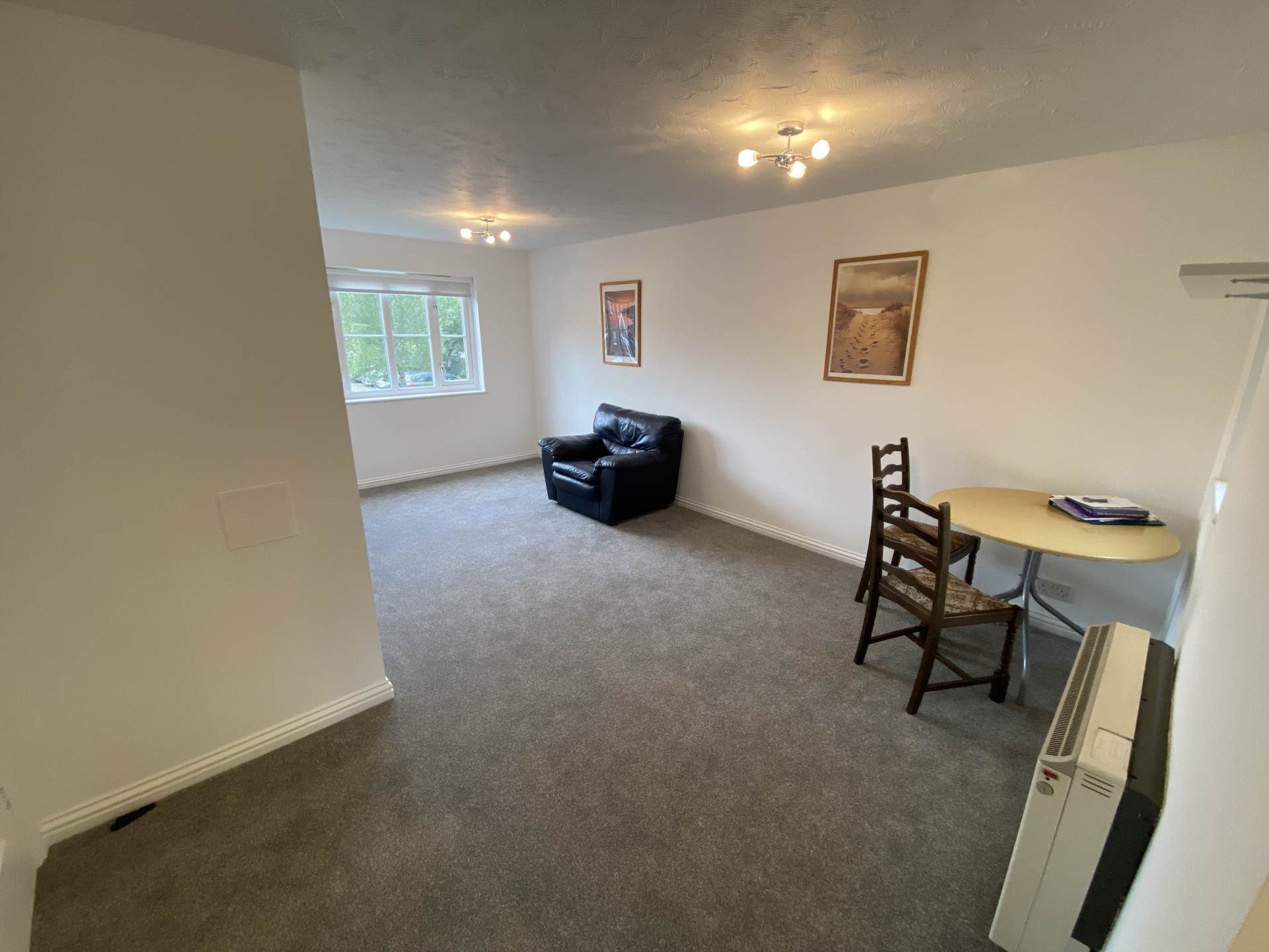 Corfe Close, Borehamwood, Image 5