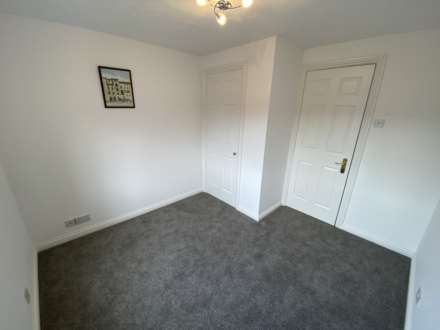 Corfe Close, Borehamwood, Image 2