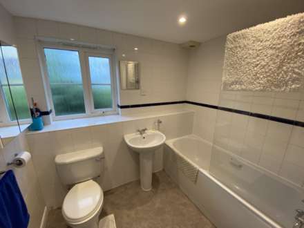 Corfe Close, Borehamwood, Image 4
