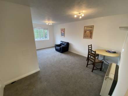 Corfe Close, Borehamwood, Image 5