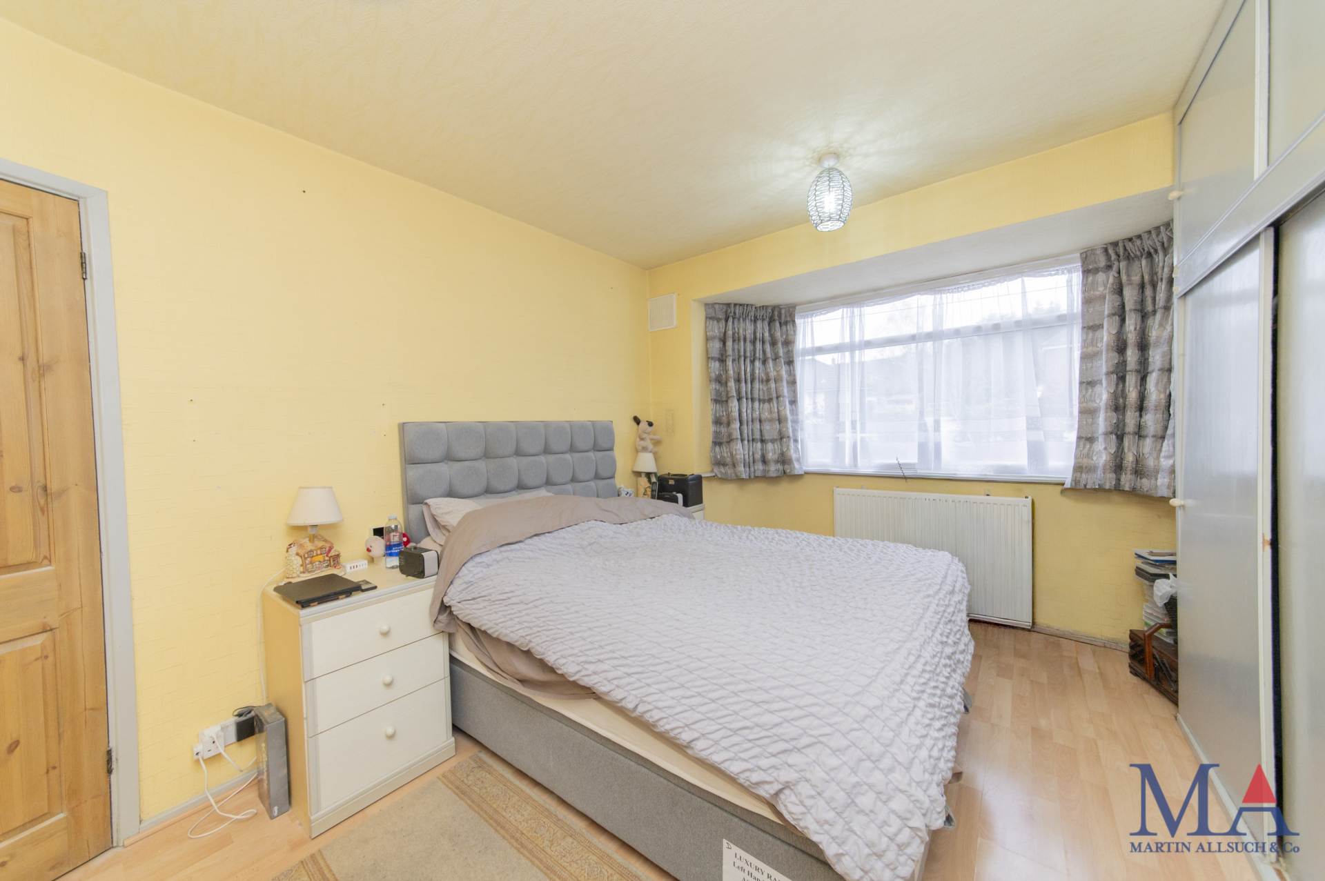 Lullington Garth, Borehamwood, Image 15