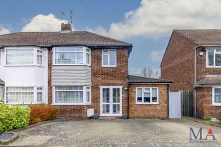 Lullington Garth, Borehamwood, Image 25