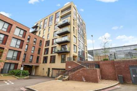 Hayling Way, Edgware, Image 1