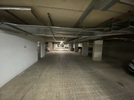 Hayling Way, Edgware, Image 9