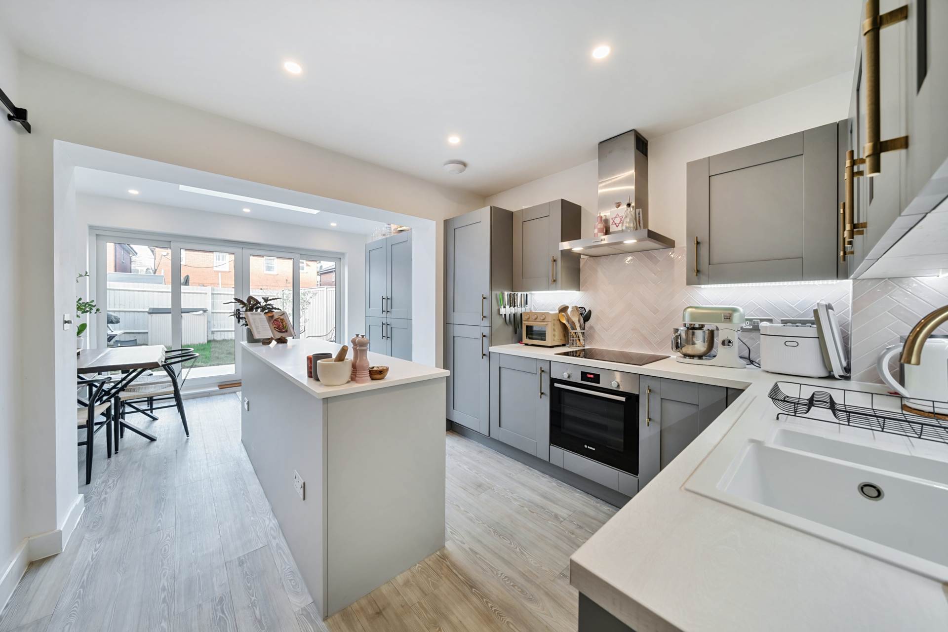 Heath Way, Radlett, Image 1