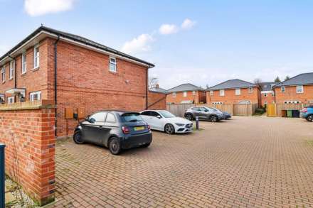 Heath Way, Radlett, Image 10
