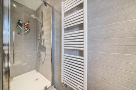 Heath Way, Radlett, Image 17