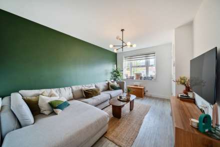 Heath Way, Radlett, Image 3