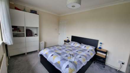 Cedar Close, Hertfordshire, Image 3