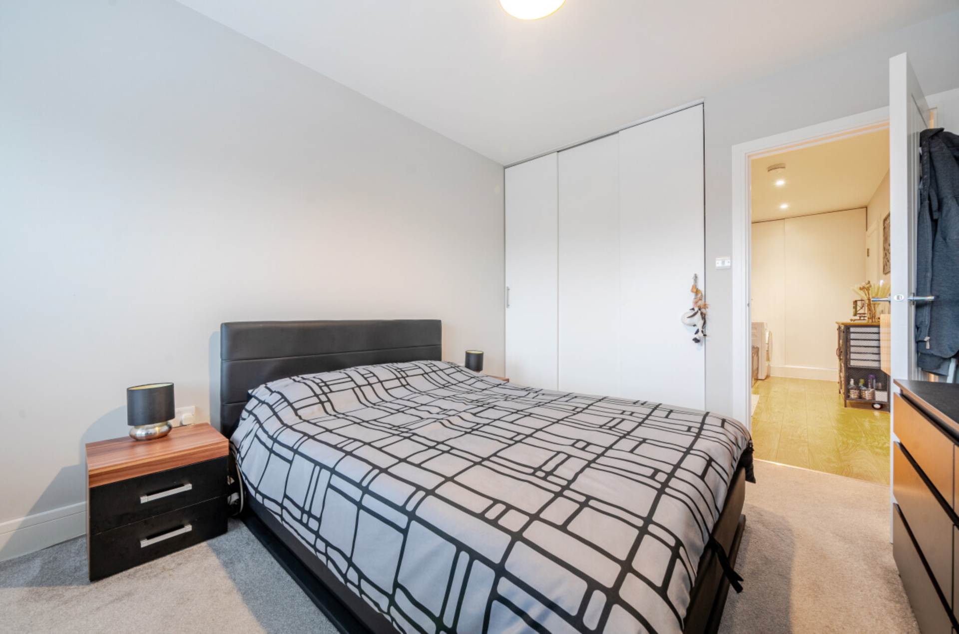 Shenley Road, Borehamwood, Image 10