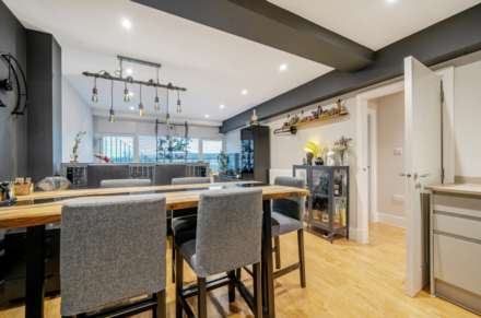 Shenley Road, Borehamwood, Image 5
