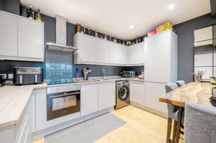 Shenley Road, Borehamwood, Image 9