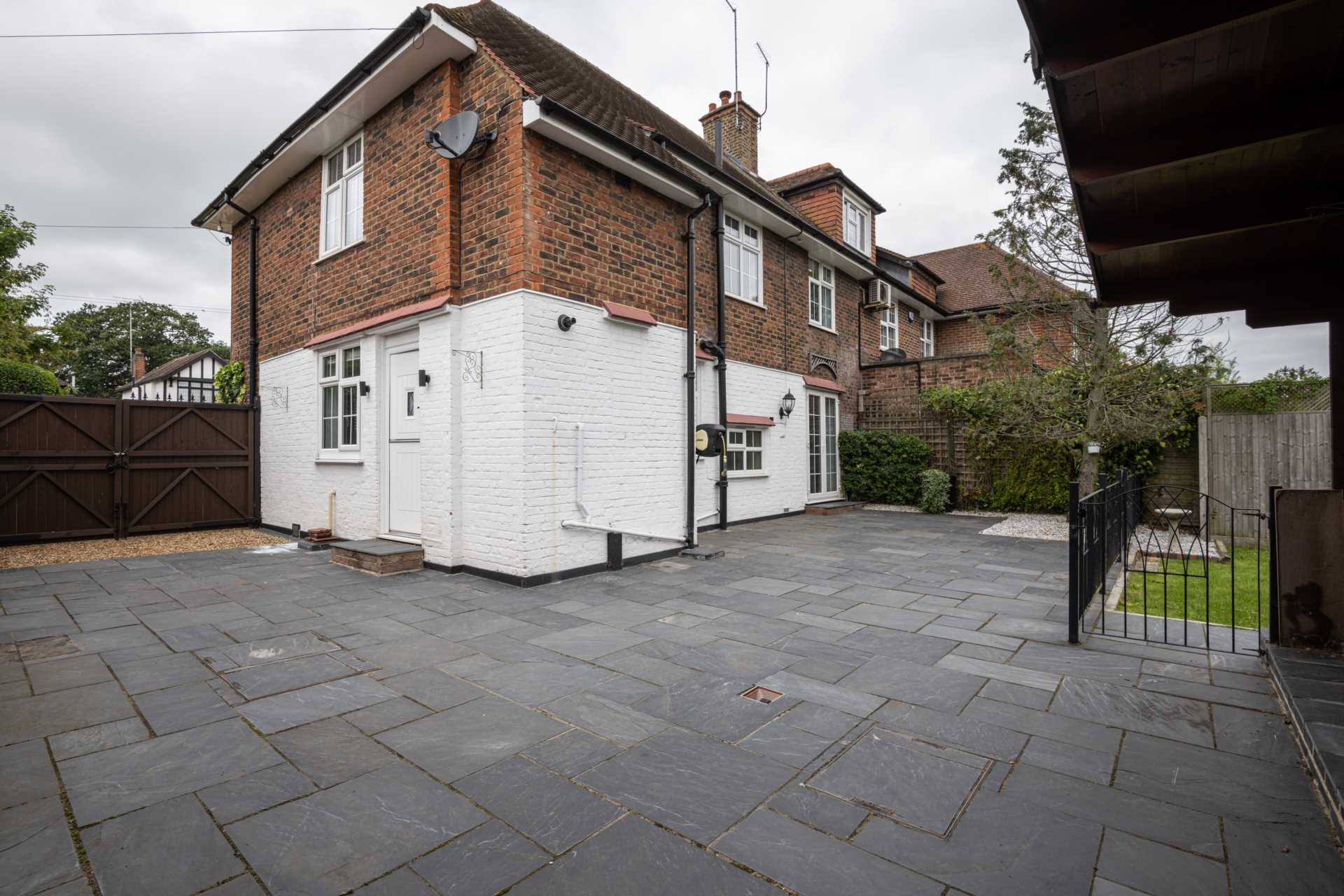 Deacons Hill Road, Elstree, Image 11