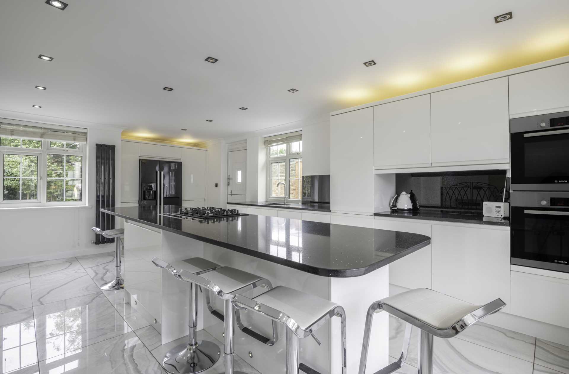 Deacons Hill Road, Elstree, Image 3