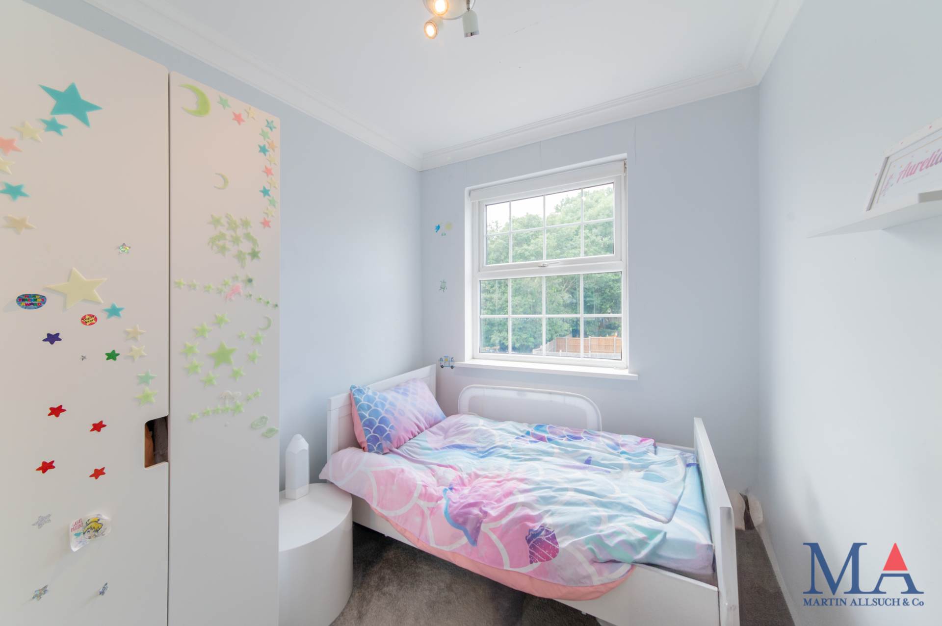 Cavendish Crescent, Elstree, Image 17
