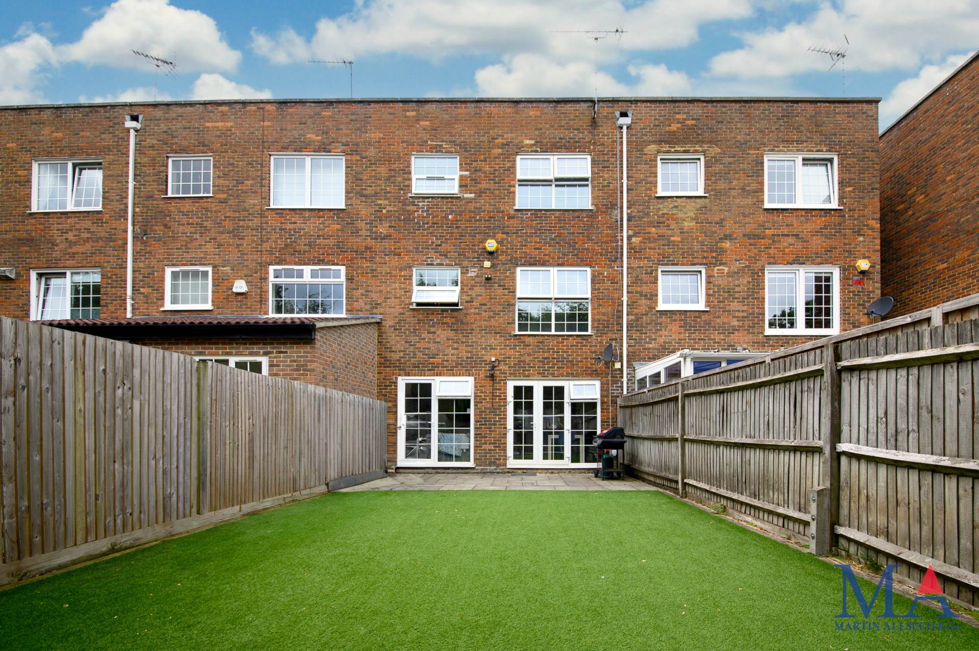 Cavendish Crescent, Elstree, Image 22