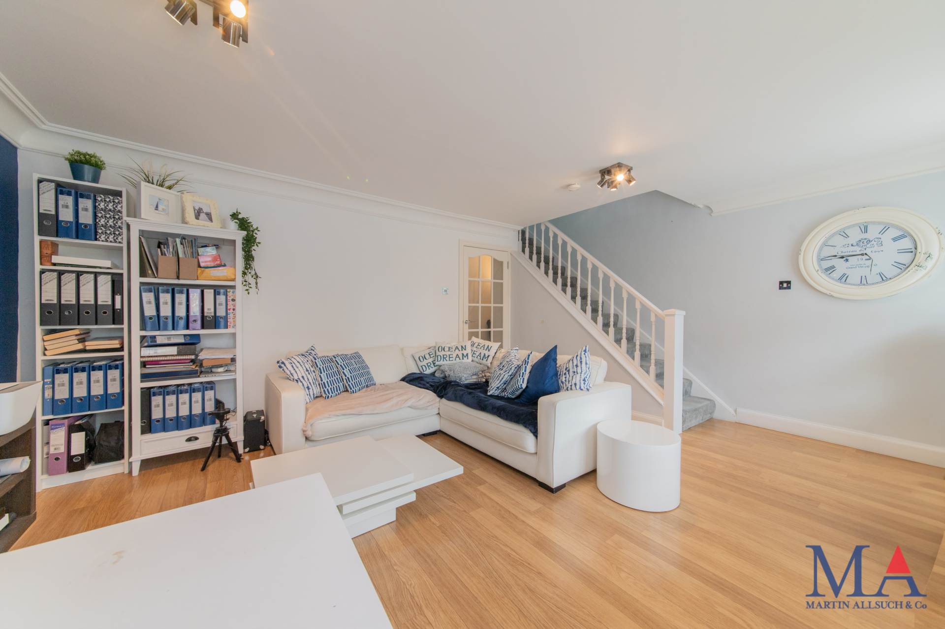 Cavendish Crescent, Elstree, Image 49