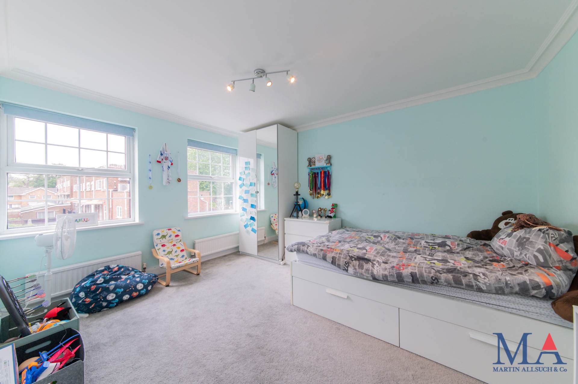 Cavendish Crescent, Elstree, Image 56