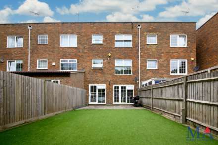 Cavendish Crescent, Elstree, Image 22