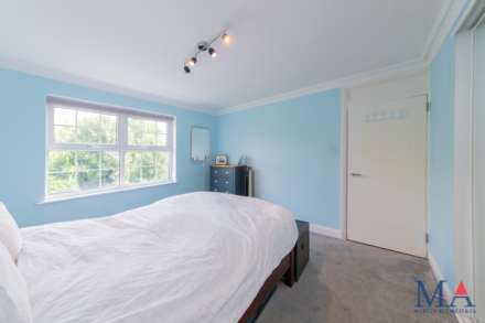 Cavendish Crescent, Elstree, Image 60