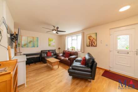 Hartforde Road, Borehamwood, Image 4