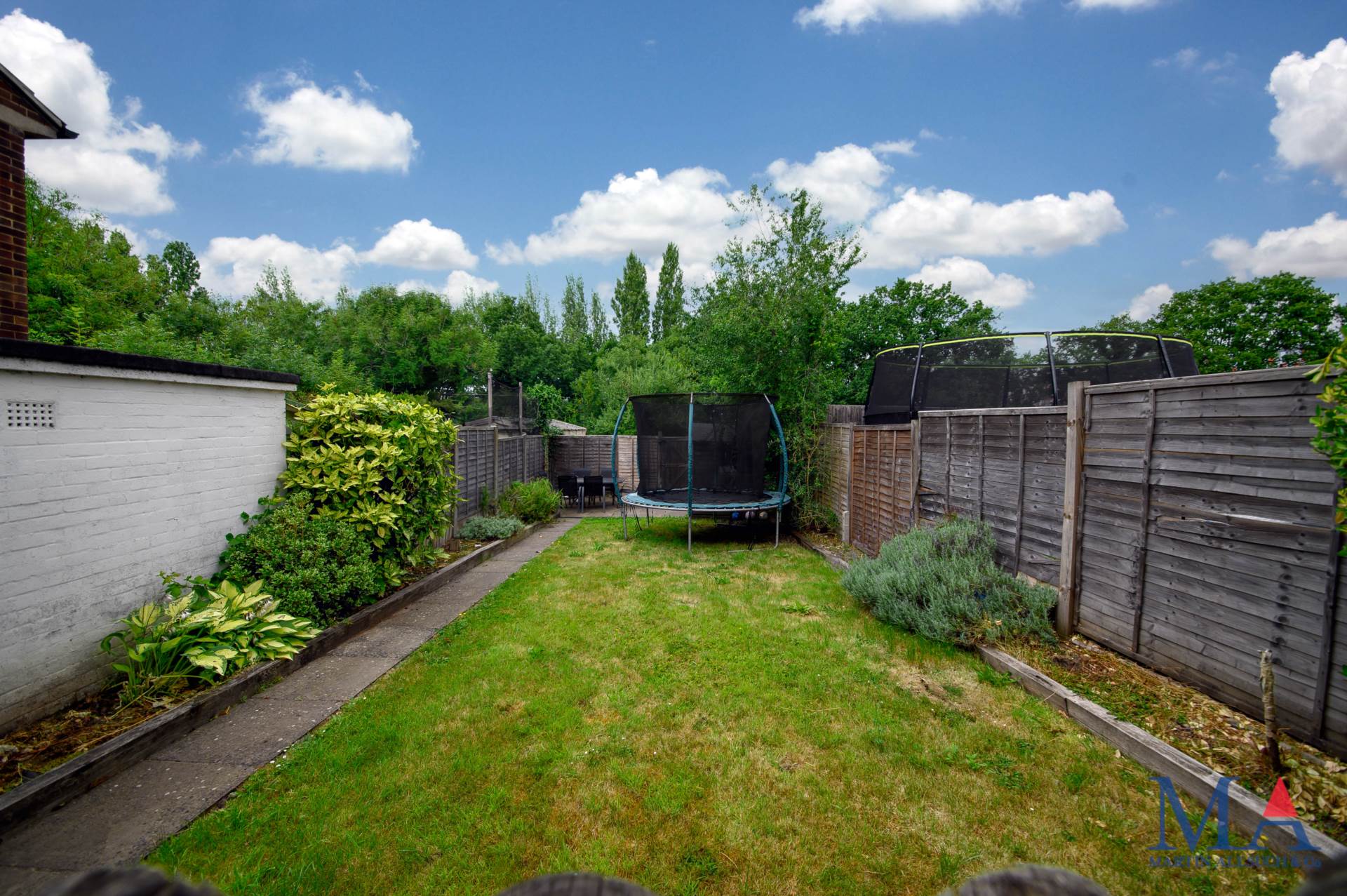 Hillside Avenue, Borehamwood, Image 20