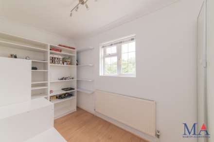 Hillside Avenue, Borehamwood, Image 15