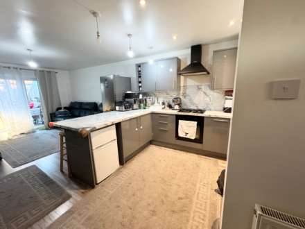 Rodgers Close, Elstree, Image 3