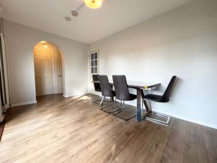Webber Close, Elstree, Image 2