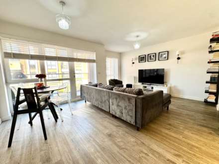Darwin House, Holmesley Road, Image 3