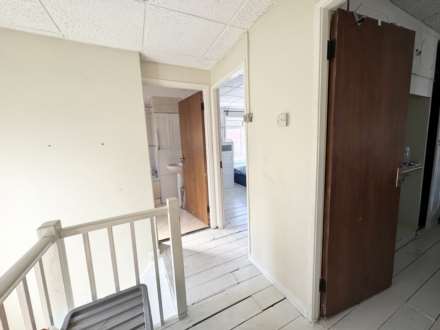 Delius Close, Elstree, Image 6