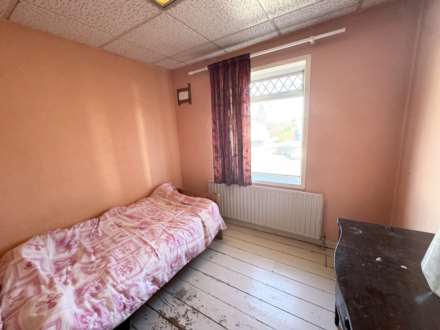 Delius Close, Elstree, Image 8