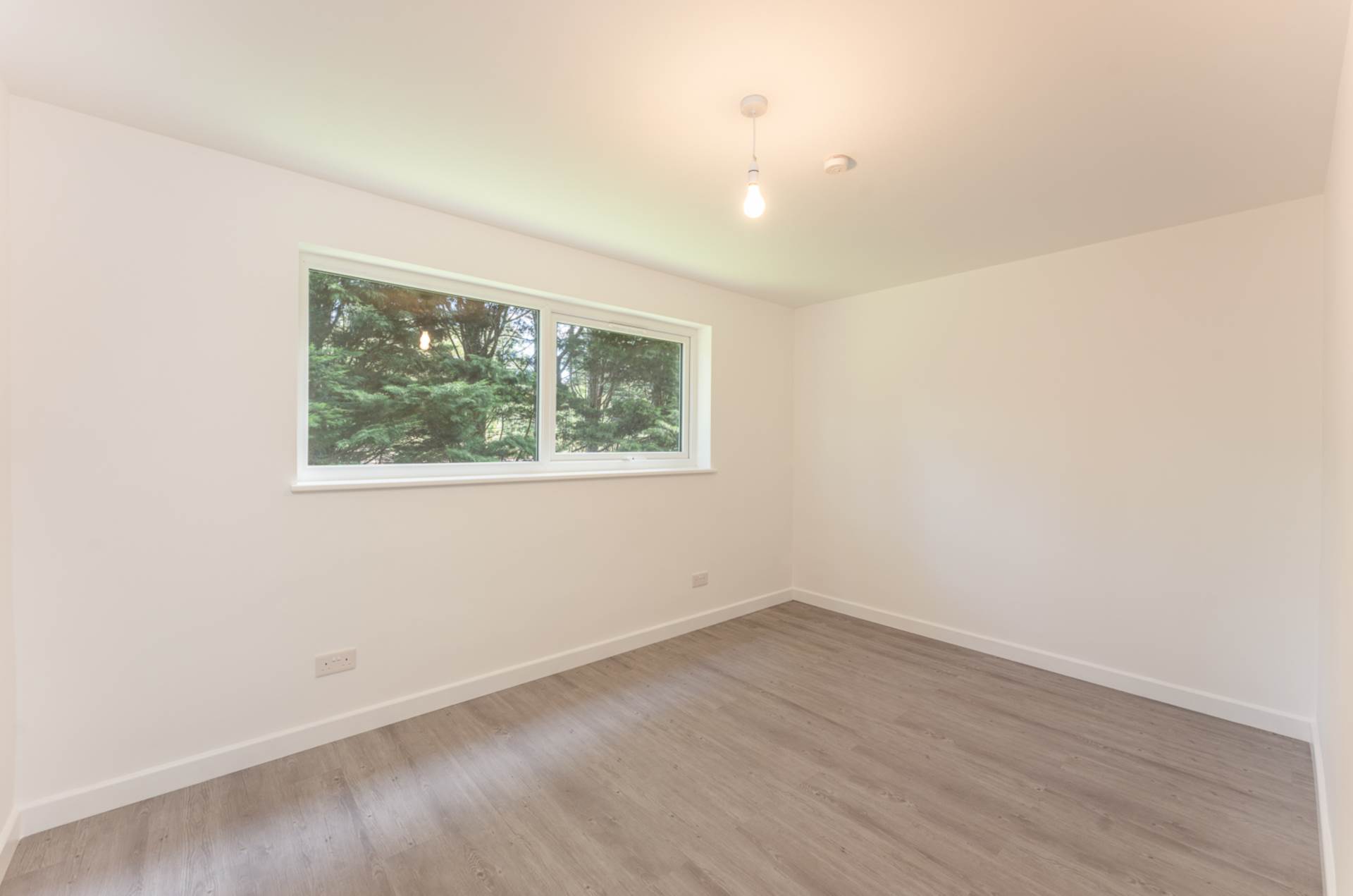 Brook Court, Radlett, Image 6