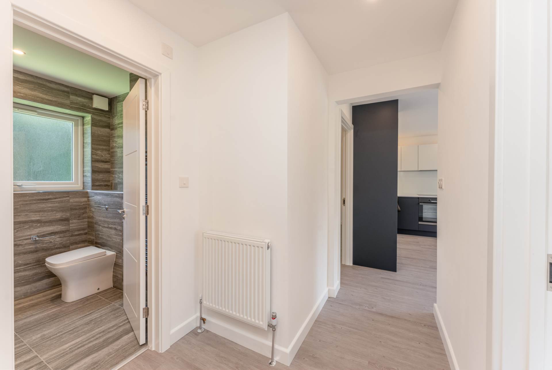 Brook Court, Radlett, Image 7