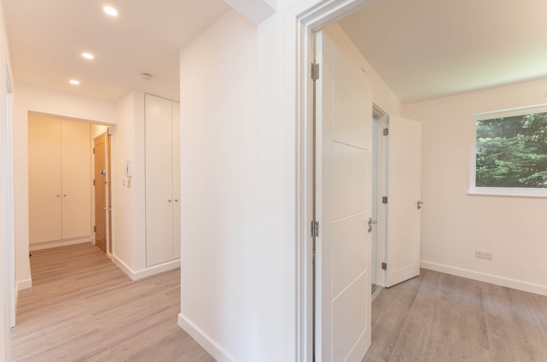 Brook Court, Radlett, Image 8